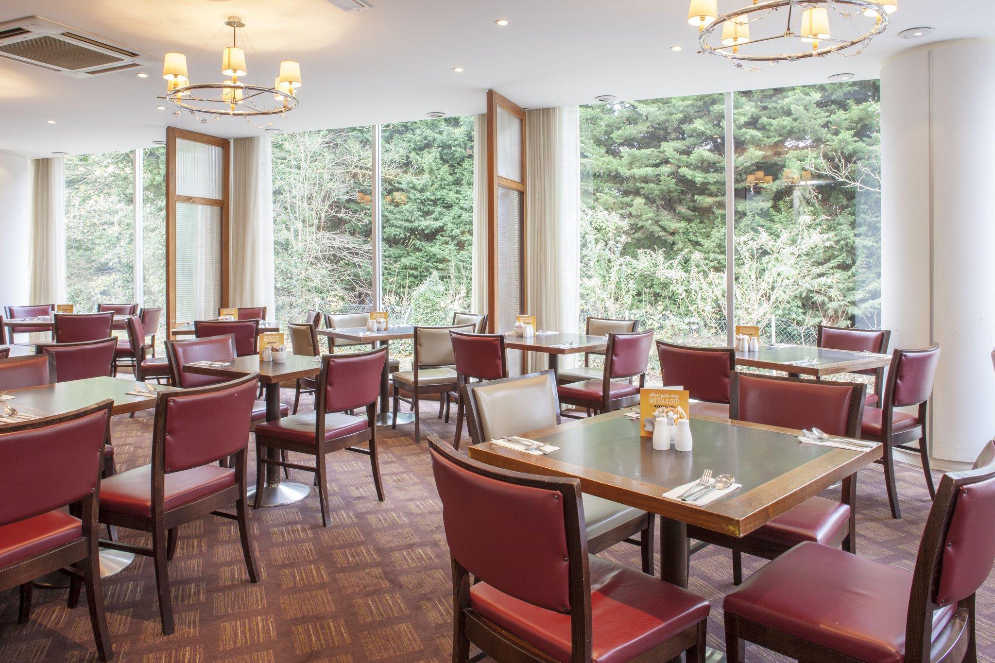 Holiday Inn London-Shepperton By Ihg Zewnętrze zdjęcie