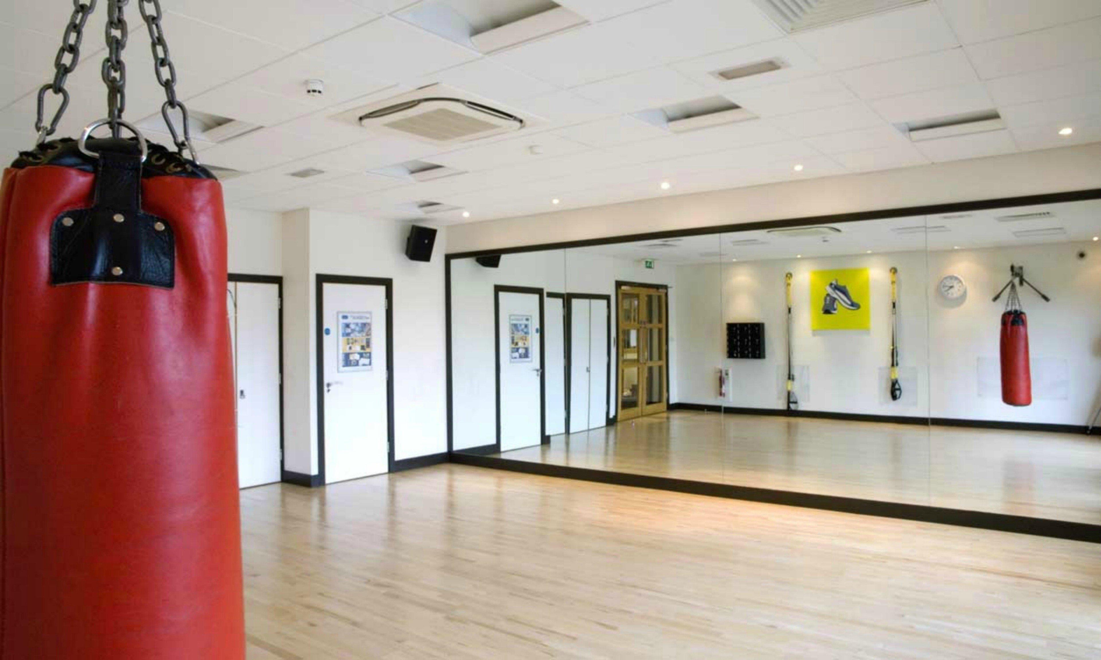 Holiday Inn London-Shepperton By Ihg Zewnętrze zdjęcie