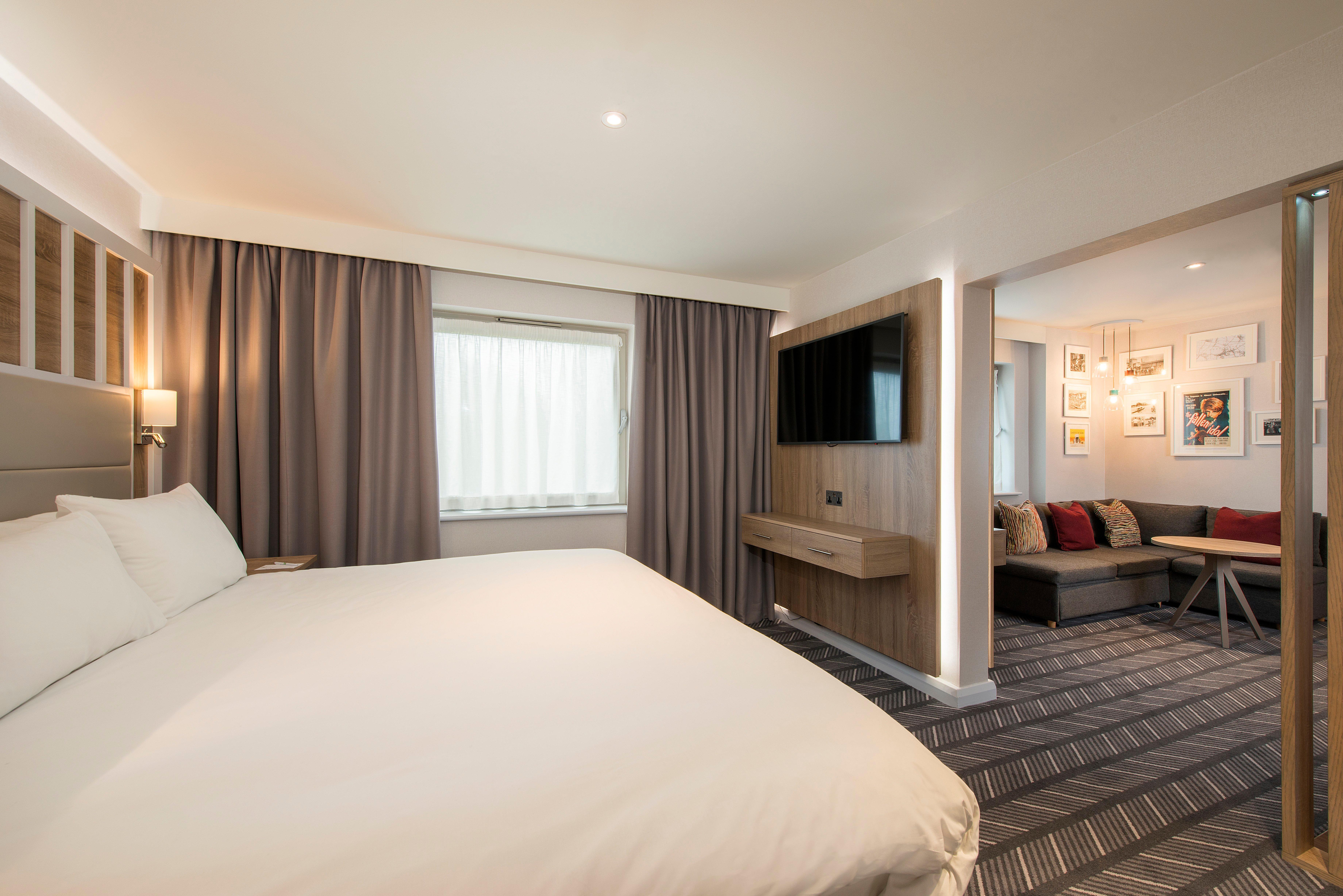 Holiday Inn London-Shepperton By Ihg Zewnętrze zdjęcie