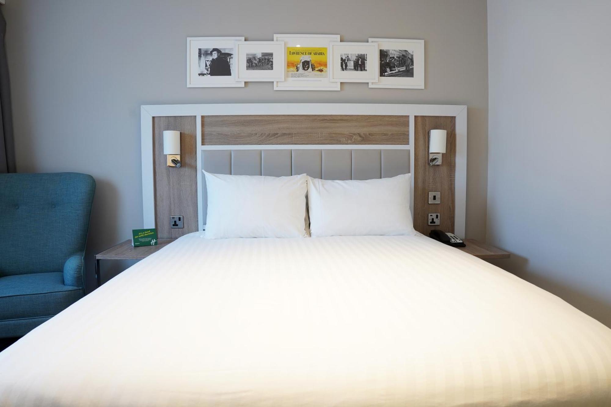 Holiday Inn London-Shepperton By Ihg Zewnętrze zdjęcie